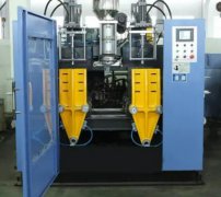 Features and advantages of automatic extrusion blow molding